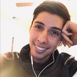 Meet your Posher, Henry